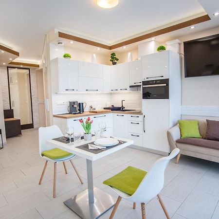 Nemeth Apartmanok Sarvar Exterior foto