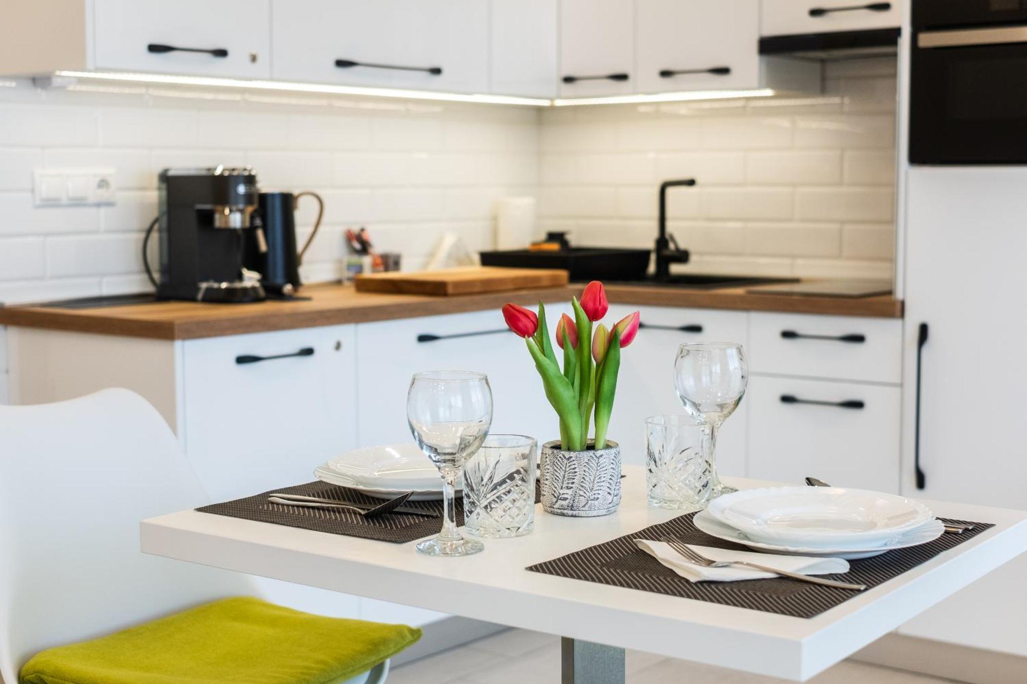 Nemeth Apartmanok Sarvar Exterior foto
