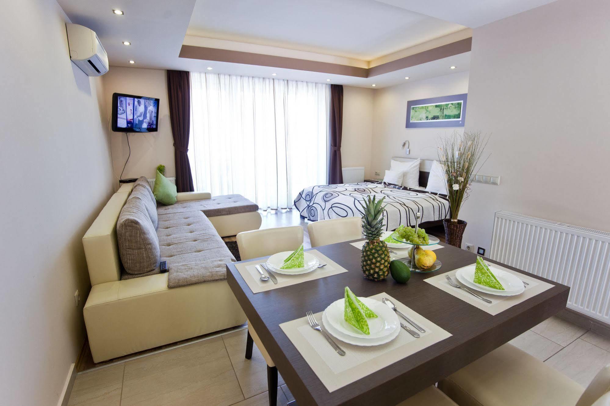 Nemeth Apartmanok Sarvar Exterior foto