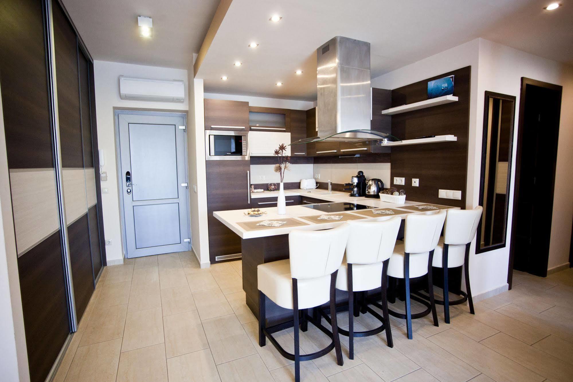 Nemeth Apartmanok Sarvar Exterior foto